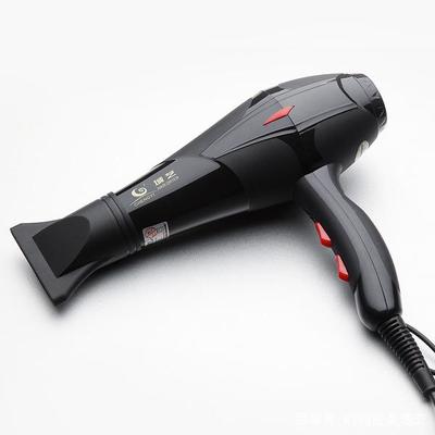 傳統吹風機扔了吧！瞧這“大風量”吹風機，風力強勁，真高級
